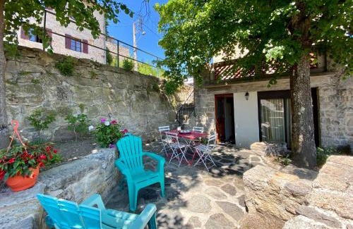 Val-des-Marais Casa | Charmante maisonnette à Blavozy, proche du Puy-en-Velay, avec terrasse privative, WiFi, et parking - FR-1-582-57