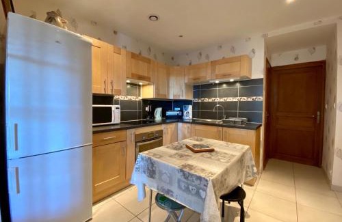 Val-des-Marais Casa | Charmante maisonnette à Blavozy, proche du Puy-en-Velay, avec terrasse privative, WiFi, et parking - FR-1-582-57