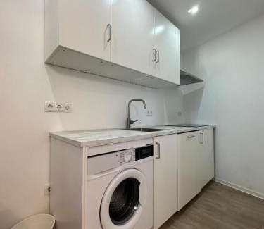 Rhein-Erft-Kreis District Apartamento | Charmantes 2-Etagen Häuschen- Köln-Phantasialand