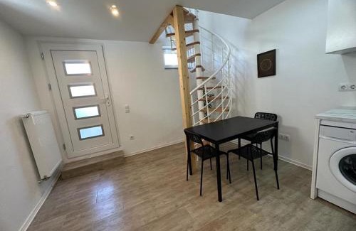 Rhein-Erft-Kreis District Apartamento | Charmantes 2-Etagen Häuschen- Köln-Phantasialand