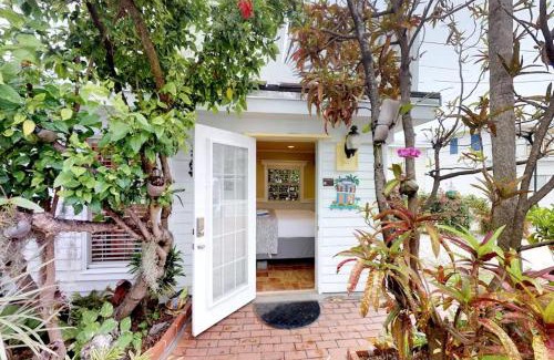 Old Town Casa | Charmayne's Cottages - Truman @ Duval