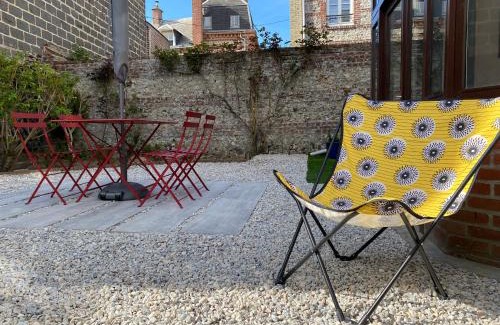 Etretat Apartamento | Charme dans villa, cœur d’Etretat, 200 m de la mer