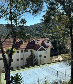 Campos do Jordao Apartamento | Charme e conforto na Montanha - Condomínio no Morro do Elefante, próximo ao centro