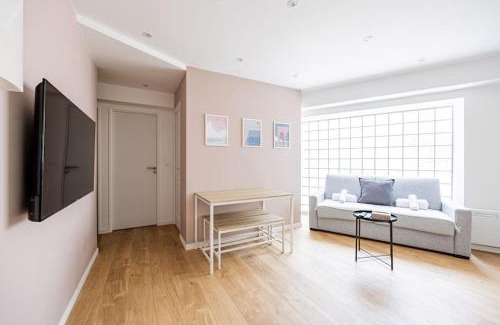 19th Arrondissement Apartamento | Charme Parisien 6 Personnes, 2 chambres, 19ème