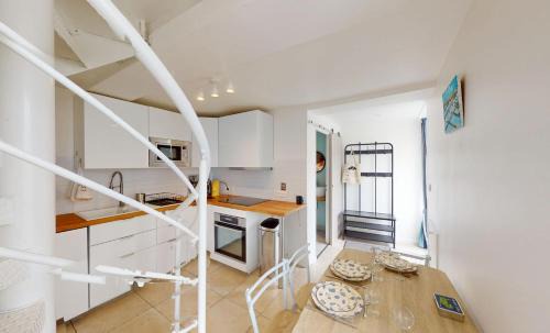Luc-sur-Mer Casa | Charme, plage & tout à pied