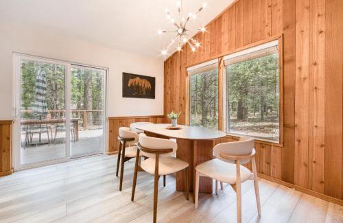 Truckee Casa | Charmed Cabin at Tahoe Donner by Tahoe Getaways - 2BR w HOA Access