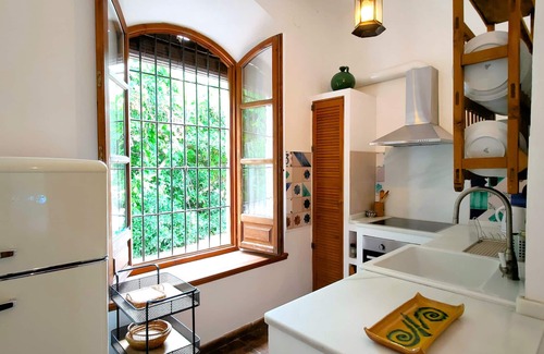 Churriana de la Vega Casa | Casa rural con encanto y piscina a 3 km de la ciudad de Granada. Aparcamiento