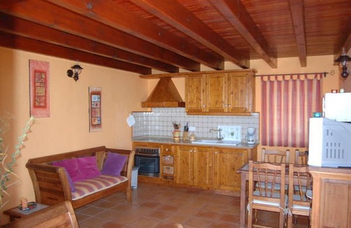 Los Quemados Cabaña | Casa Cabrera: Encanto Rural con Vistas al Mar y Terraza en La Palma