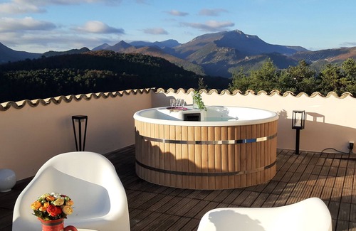 Chateauneuf-de-Bordette Villa | Charming gîte in the heart of nature in the Drôme Provençale with Jacuzzi near Nyons