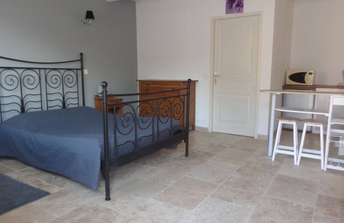 Saint-Hilaire-d'Ozilhan Villa | HABITACIÓN CERCA DE PONT DU GARD