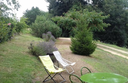 Saint-Vincent-le-Paluel Cabaña | Casa rural en Périgord Noir, cerca de Sarlat, 2 dormitorios, terraza, barbacoa y actividades cercanas