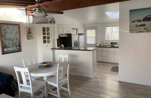 Pierpont Bay Cabaña | Charming Beach Cottage - Dreams & Memories, a Perfect Getaway!
