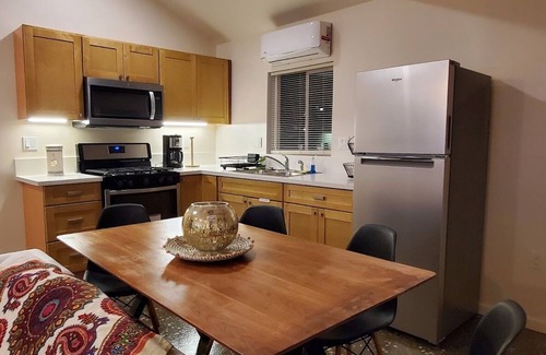 View Park-Windsor Hills Casa | Charming 1Bed+1Bath A House Parking+Laundry