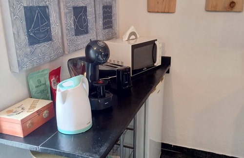 Angra do Heroismo Apartamento | Charming 1-bedroom apartment in amazing Angra do Heroísmo with WiFi