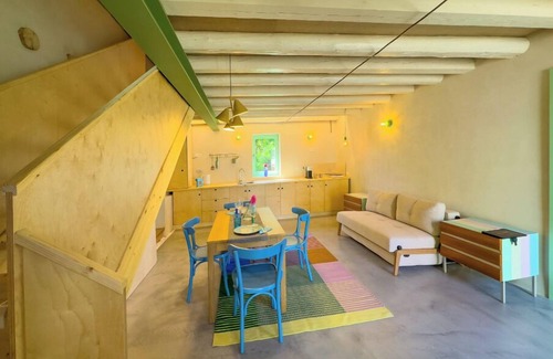 Porumbacu de Jos Apartamento | Charming 1-Bedroom Apartment