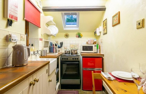 Endon Cabaña | Charming 1-Bed Cottage in Staffordshire