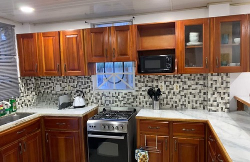 Georgetown Casa | Charming 1-bed House in Georgetown