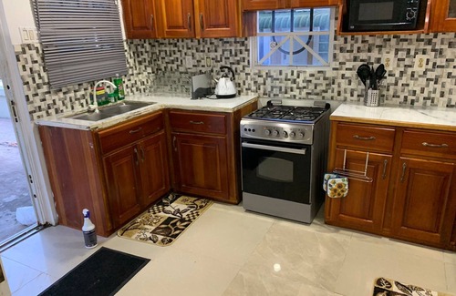 Georgetown Casa | Charming 1-bed House in Georgetown