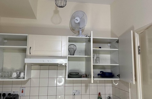 South Bermondsey Apartamento | Charming 1-bed Studio in London