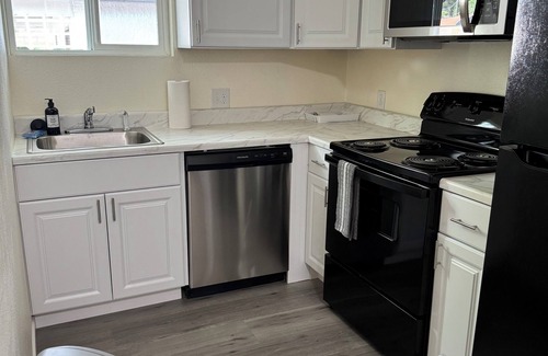 West Colorado Springs Apartamento | Charming 1-bedroom apartment in gorgeous Colorado Springs with AC