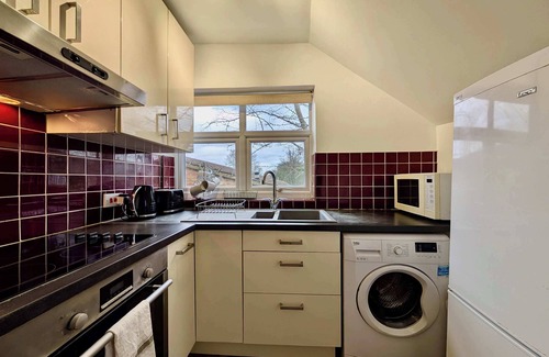 West Finchley Apartamento | Charming 1-Bedroom Flat in London