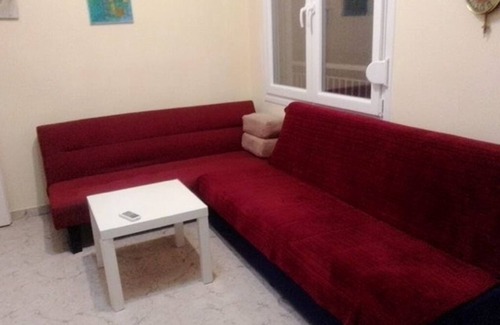 Kallikratia Apartamento | Charming 1-bedroom apartment with AC, WiFi in lovely Nea Kallikratia.