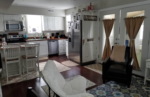 St. Michaels Cabaña | Charming 1-bedroom cottage in downtown Saint Michaels