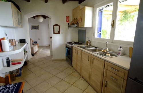 Pefki Cabaña | Charming 1-bedroom cottage in the mountain-side village of Schinokapsala
