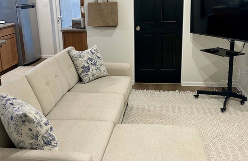 Devonshire Apartamento | Charming 1-bedroom apartment centrally located to all that Bermuda has to offer