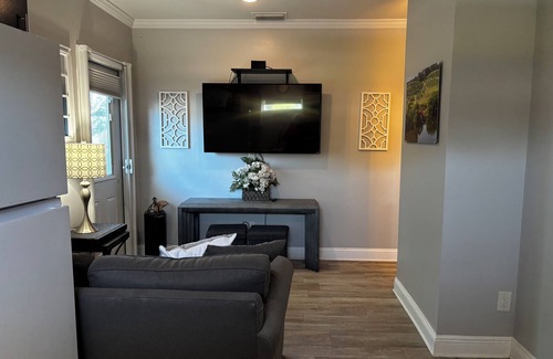 Clearwater Casa | Charming 1-bedroom apt in home w/ private entrace in Clearwater