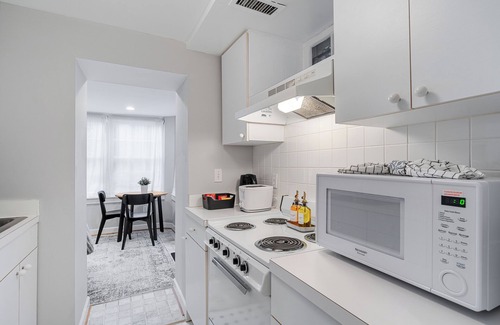 Adams Morgan Apartamento | Charming 1-bedroom apartment in prime location
