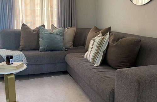 Gaborone Apartamento | Charming 1-Bedroom Apartment in – Ideal for Couples & Solo Travelers!