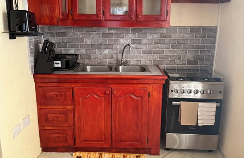 Brighton Apartamento | Charming 1-bedroom apartment at the marvelous Castle Berry Unit208 with WiFi, AC