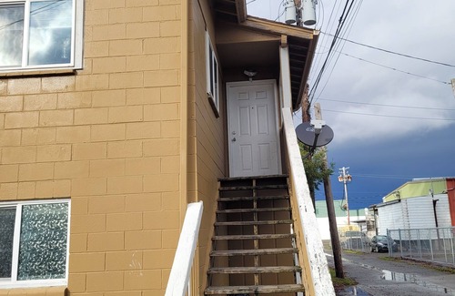 Bunker Hill Apartamento | Charming 1-bedroom apartment in lovely Coos Bay. Wi-Fi included!