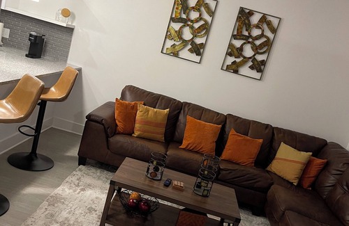 East Side Apartamento | Charming 1-bedroom apartment in superb Atlanta with AC, WiFi, fitness room