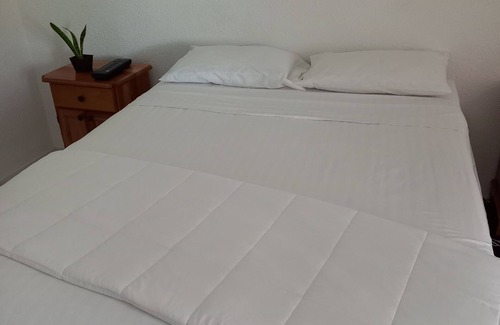 West End Apartamento | Charming 1-bedroom apartment in enchanting Negril with AC, WiFi