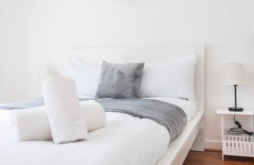 Riverside Casa | Charming 1 Bedroom By London Bridge