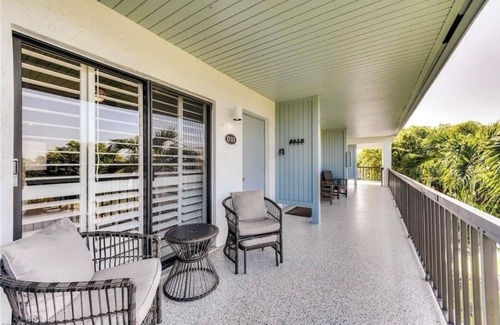 Sanibel Condominio | Charming 1-bedroom condo in peaceful Sanibel walking distant to coast