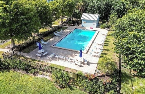 Sanibel Condominio | Charming 1-bedroom condo in peaceful Sanibel walking distant to coast