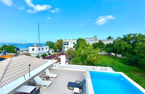 Rio San Juan Apartamento | Charming 1-bedroom apartment with AC Rooftop pool, WiFi in soothing Río San Juan