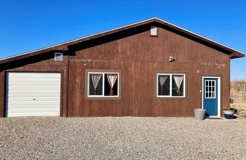 Cody Cabaña | Charming 1-bedroom guest house near Yellowstone National Park.