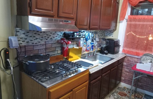 Bushwick Casa | Charming 1-bedroom house with WiFi and AC in marvelous Brooklyn