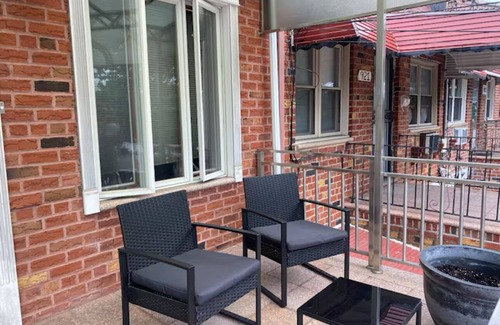 Canarsie Casa | Charming 1-bedroom house in beautiful Brooklyn with AC