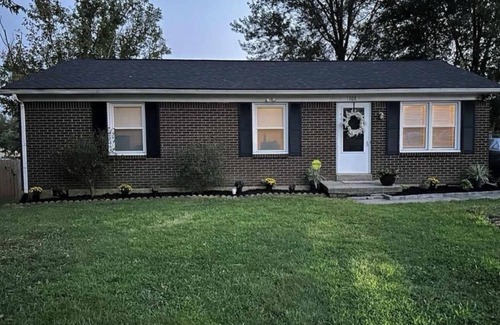 Richmond Casa | Charming 1-bedroom house with WiFi and AC in serene Richmond