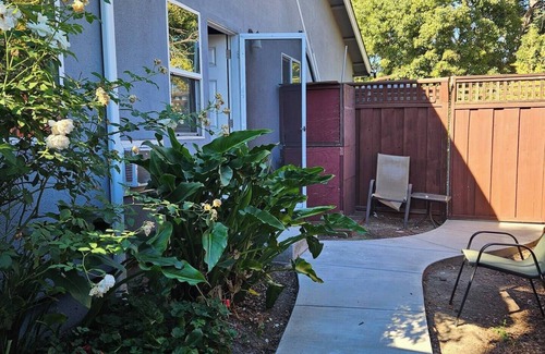 West San Jose Casa | Charming 1-bedroom house in superb San Jose with AC, WiFi