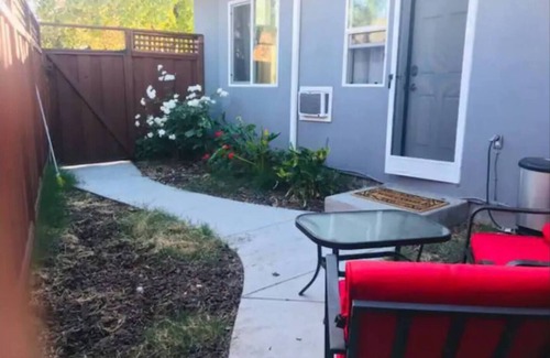 West San Jose Casa | Charming 1-bedroom house in superb San Jose with AC, WiFi