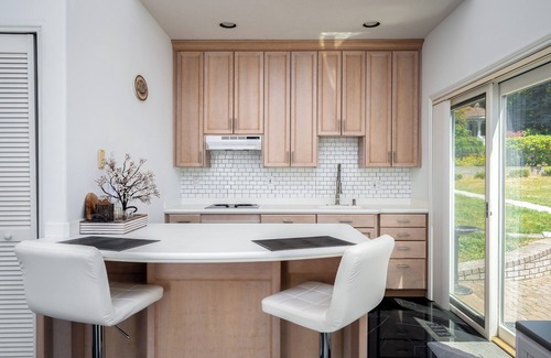 Bull Mountain Apartamento | Charming 1-bedroom in-law with SpaciousBackyard ~ Pet friendly