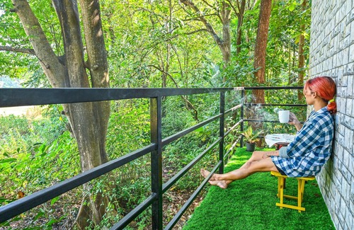 Arambol Casa | Charming 1-bedroom Private Balcony house with Beautiful Countryside view.