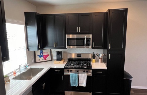 Foster Place Casa | Charming 1 Bedroom Private Guest House