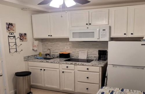 Delray Beach Apartamento | Charming 1-bedroom house in terrific Delray Beach with AC